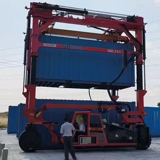 80T spreek me niet uit over het Op zwaar werk berekende Voertuig van de Dragervrachtwagen voor Haven/Voorraadyards die Containers opheffen
